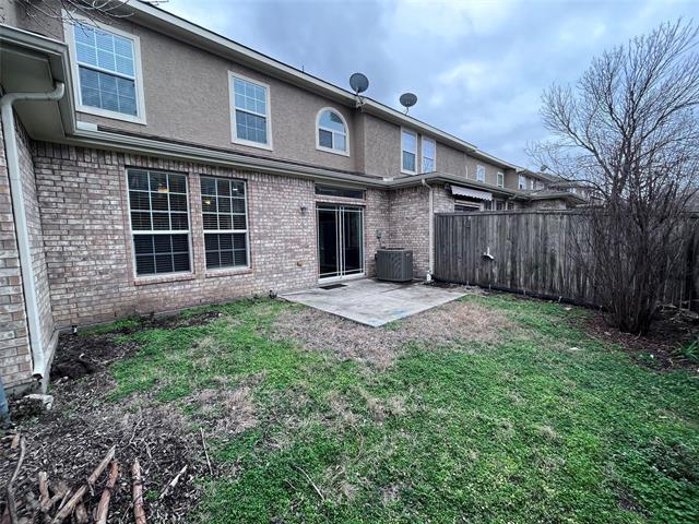Building Photo - 5895 Clearwater Ct
