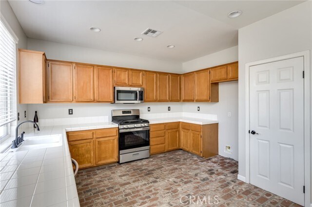 Building Photo - 29413 Falcon Hl Dr