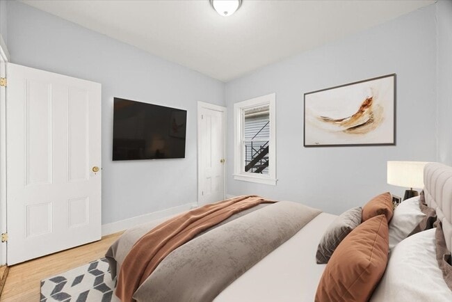 Building Photo - 60 Calmar St
