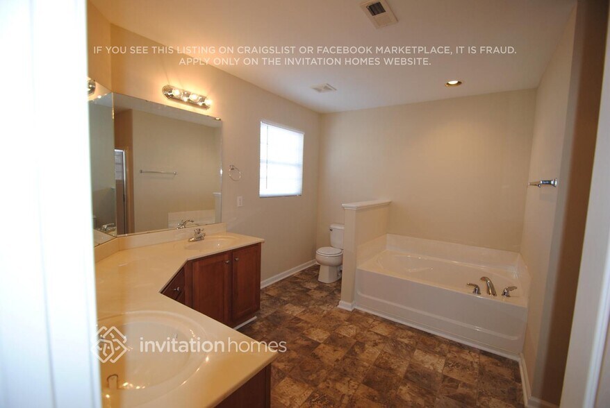Building Photo - 4729 Alenja Ln