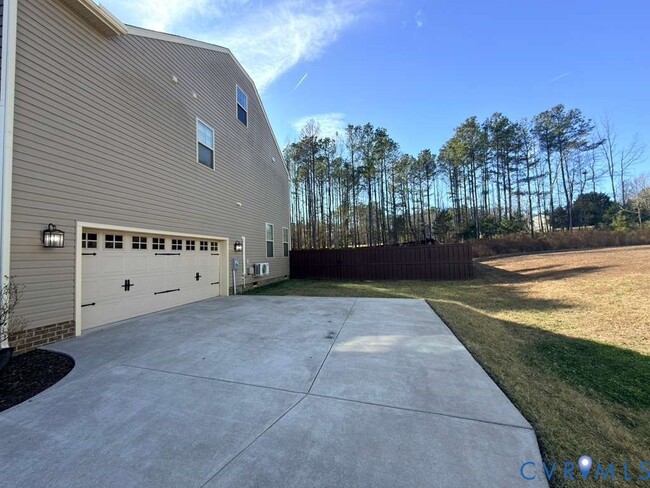 Building Photo - 16037 Cambria Cove Blvd