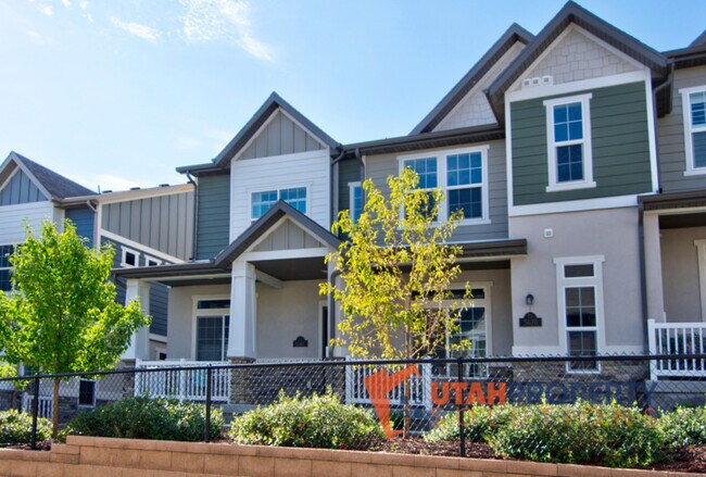 Building Photo - 5670 W Pelican Ridge Ln