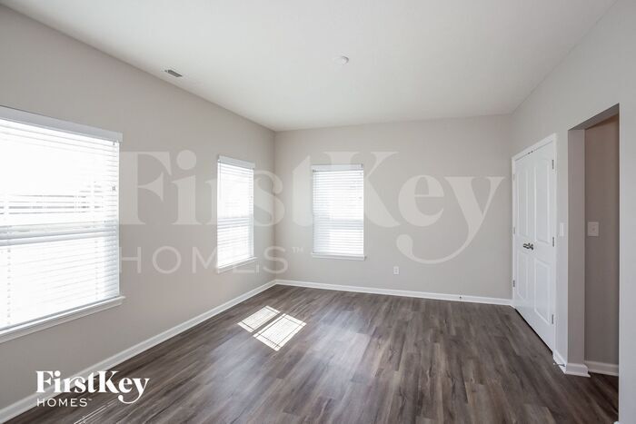 Building Photo - 4618 W Otway Ln