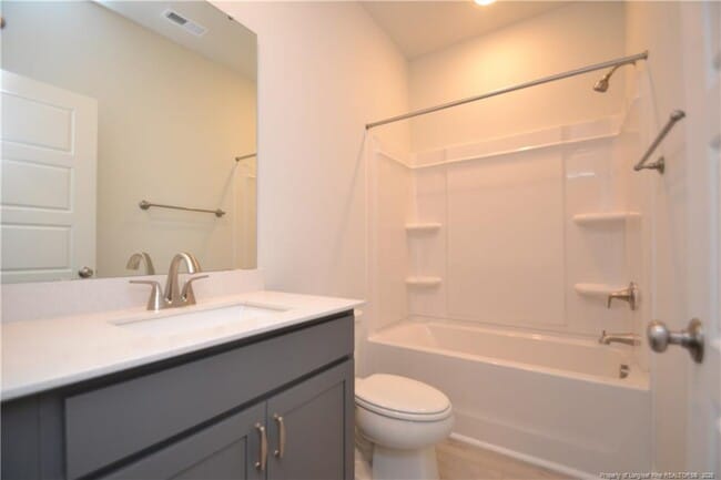 Building Photo - 1509 Village Hall Ln