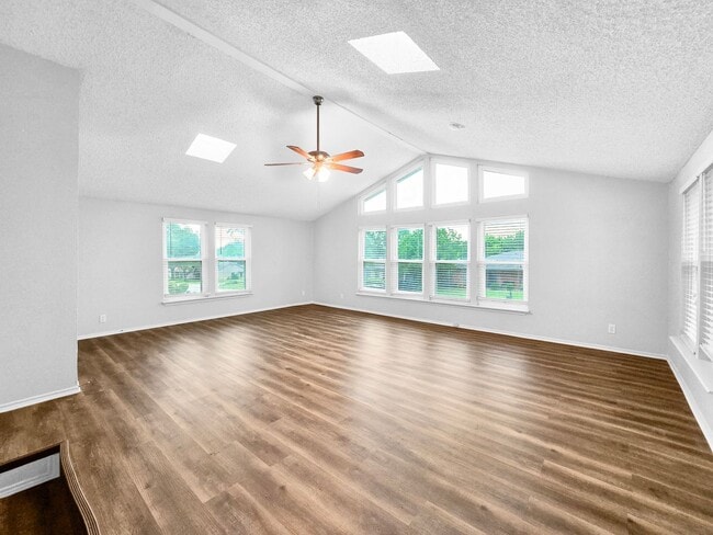 Building Photo - Coming Soon! 4 BR/2BA | Newly Renovated Single Family Home | 1-Car Garage Parking | Covered Patio...