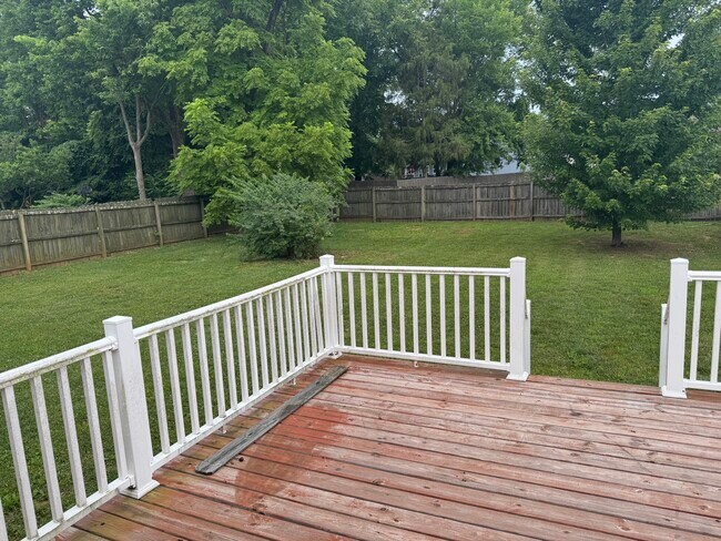 Building Photo - 348 White Dogwood Cir