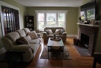 Building Photo - 53 Sagamore Rd