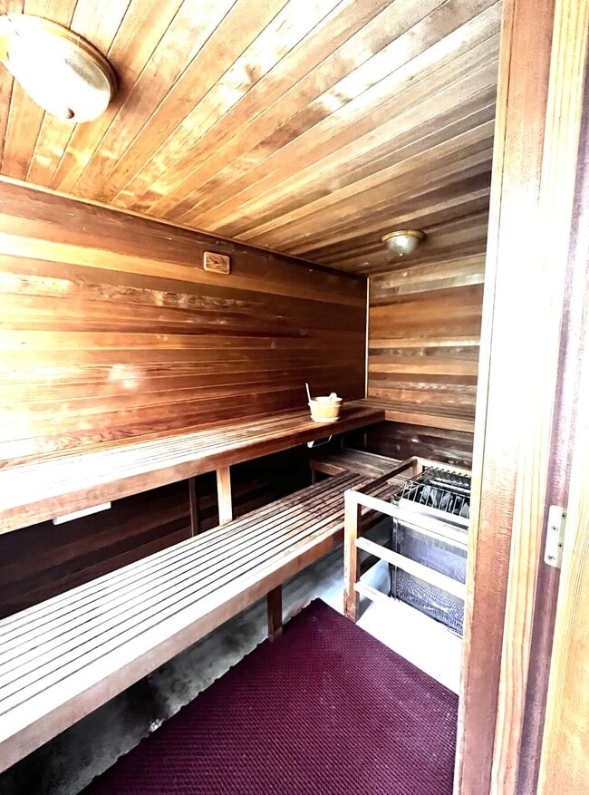 Building Photo - 6186 Duckweed Rd