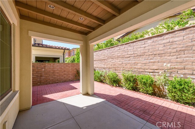 Building Photo - 71 Stetson