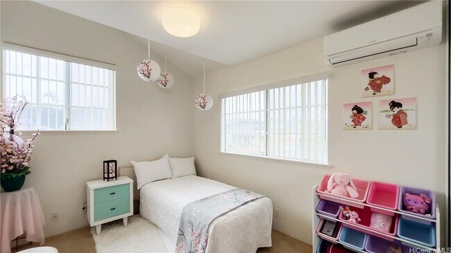 Building Photo - Mililani Mauka 4bdrm/2.5bath Single Family...