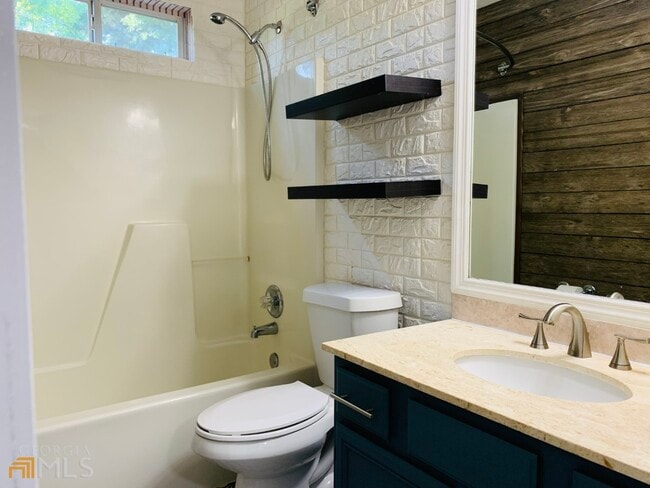 Building Photo - 30 Standing Rock Rd