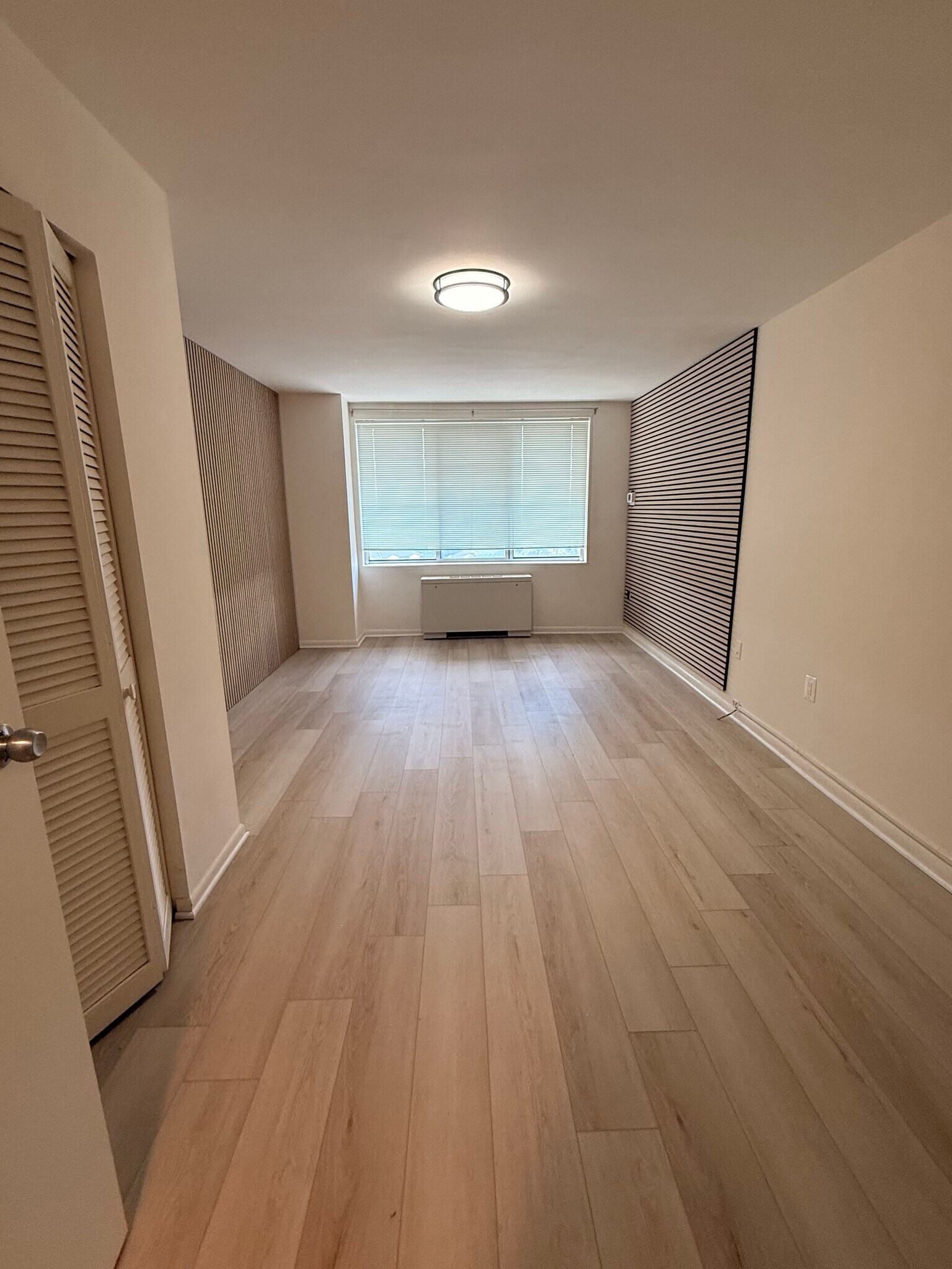 Building Photo - 10201 Grosvenor Pl