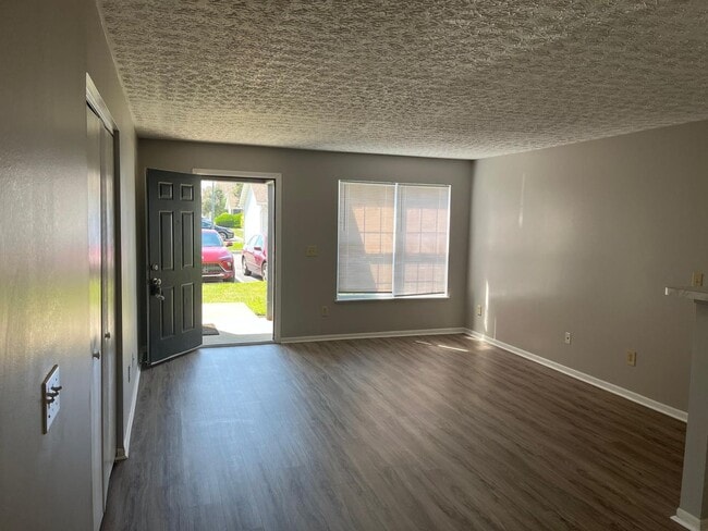Building Photo - 5383 Cypress Chase