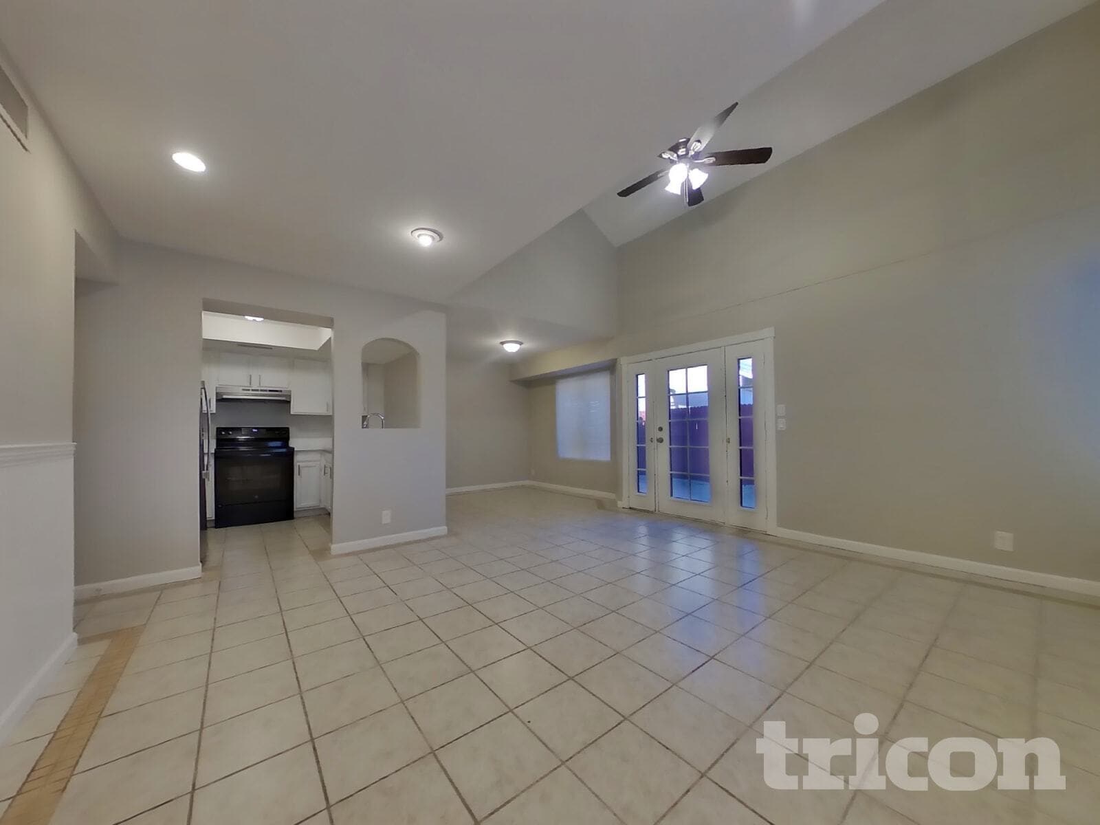 Building Photo - 2455 E Broadway Rd