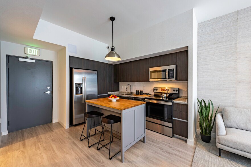 Resia Ten Oaks 18036 Park Row Dr Houston TX 77084 Apartment Finder