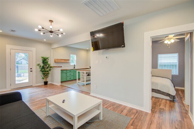 Building Photo - 2712 Link Rd