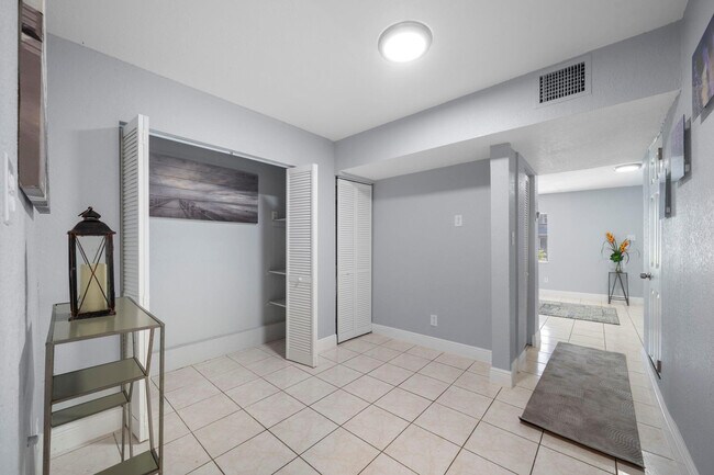 Building Photo - 4527 NW 191st Terrace