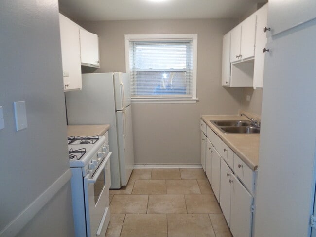 Building Photo - 10748 S Harlem Ave