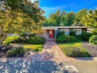 Building Photo - Beautifully Updated Three Bedroom Browns Valley Home