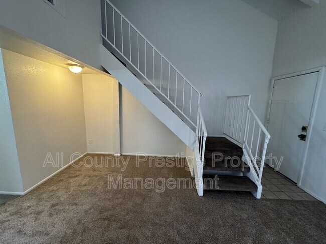 Building Photo - 1831 W Mulberry Dr