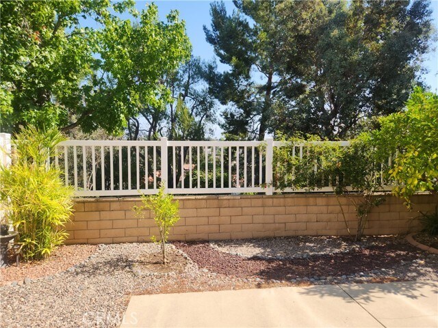Building Photo - 22944 Estoril Dr