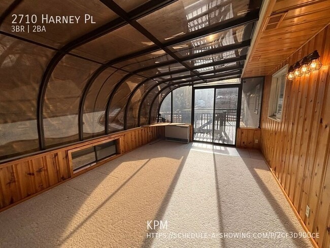 Building Photo - 2710 Harney Pl