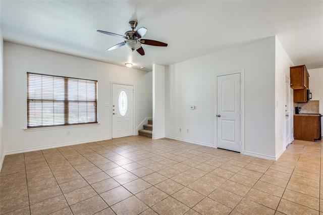 Building Photo - 1001 E College St