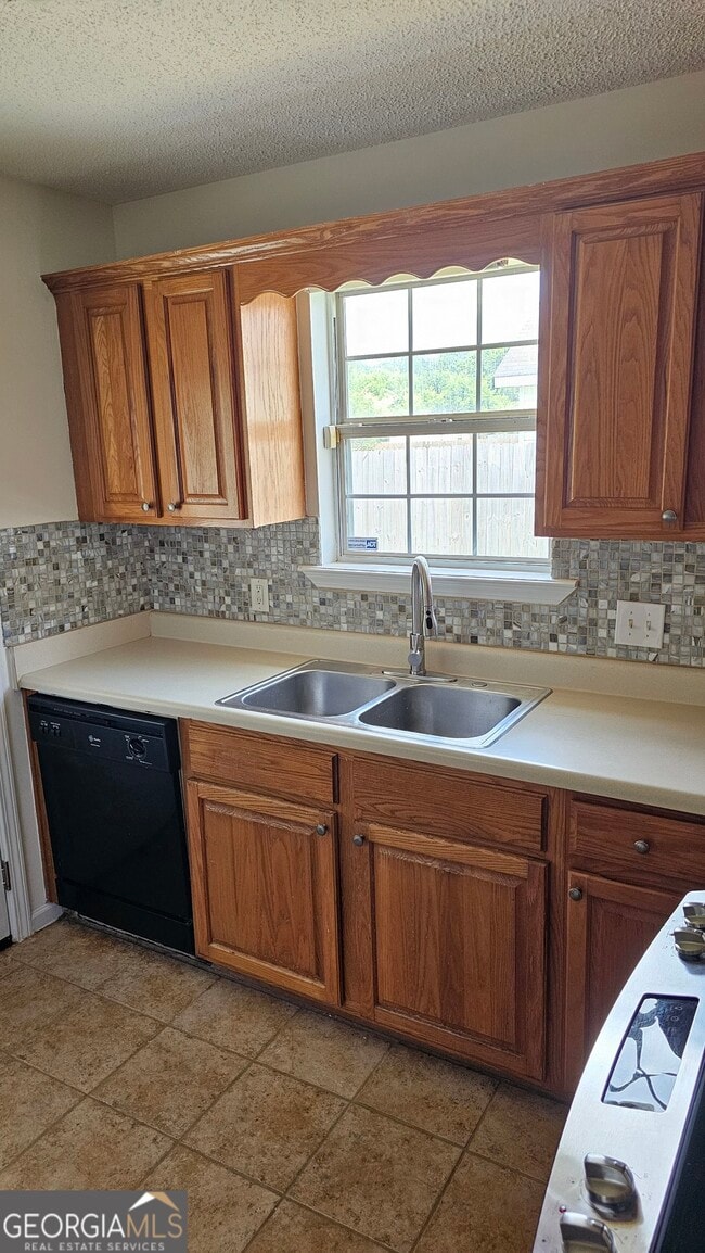 Building Photo - 210 Kentshire Ln