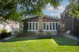Building Photo - 8253 Karlov Ave