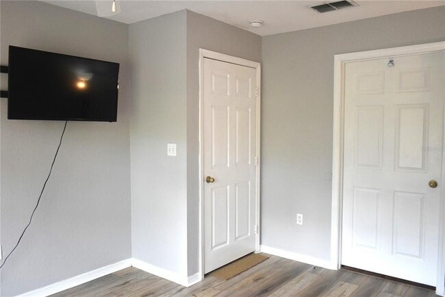 Building Photo - 9078 Lake Chase Island Way