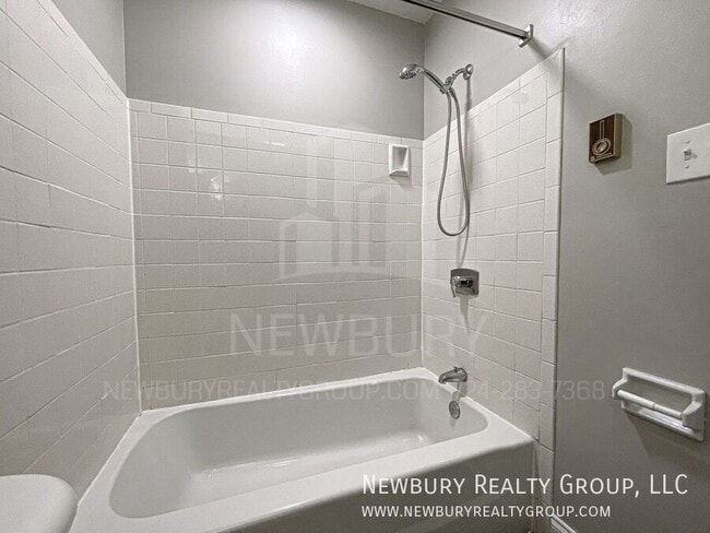 Building Photo - 36 Sunbury Estates