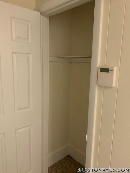 Building Photo - 439 Cambridge St