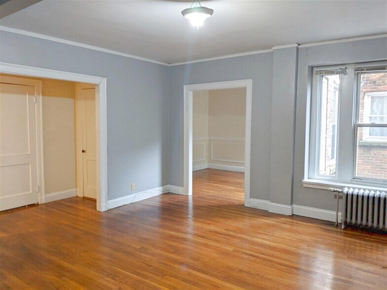 Building Photo - 4 Craigie Cir