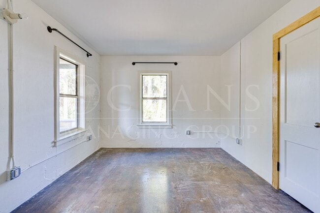 Building Photo - Historic Coquina Meets Modern Finishes 2 Bedroom 1 Bath Duplex in the Heart of Flagler Beach