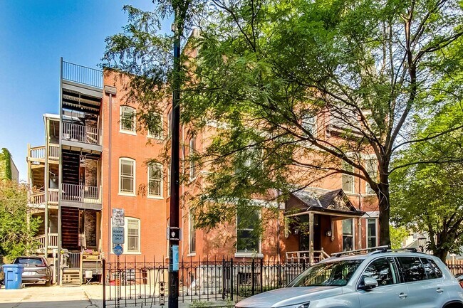 Building Photo - 2052 N Orleans St