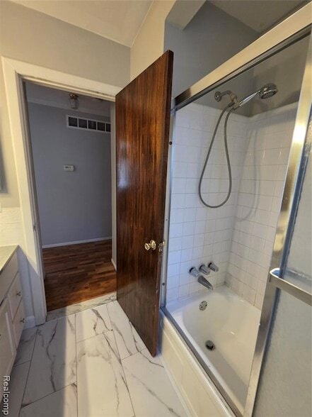 Building Photo - 20059 Washington St