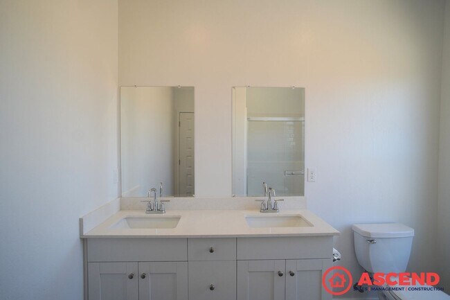 Building Photo - Newly Built Home Off Reliance and Berkshire!