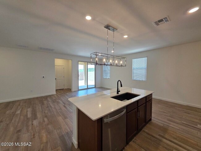 Building Photo - 6404 S Torden Wy