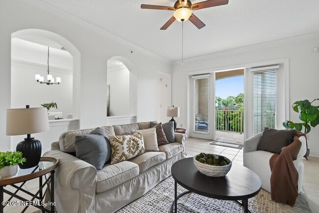 Building Photo - 4300 S Beach Pkwy
