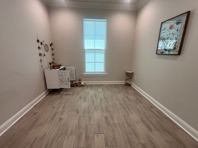 Building Photo - BENTON SCHOOLS WITH COMMUNITY POOL (WILLOW HEIGHTS SUBDIVISION)