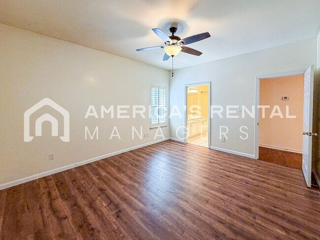 Building Photo - 1713 Savannah Park Ln