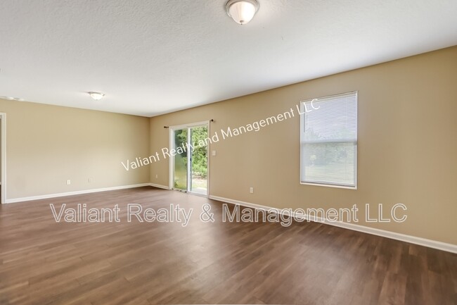 Building Photo - 8151 Lanette St