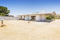Building Photo - Cozy 2 bed/1 Bath house-UNFURNISHED **