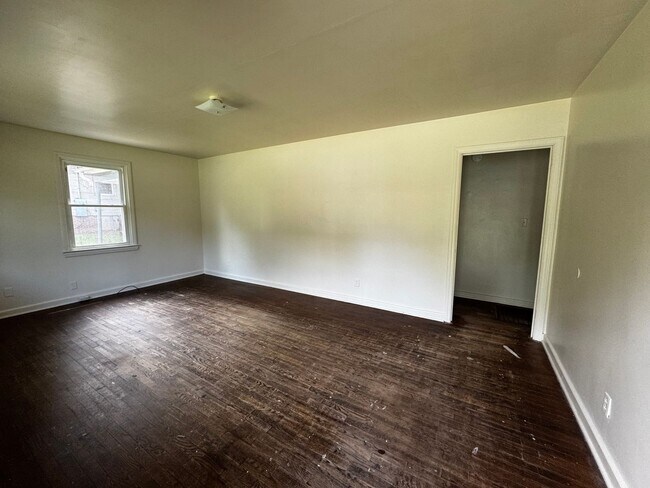 Building Photo - 109 Felter St