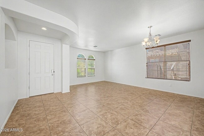 Building Photo - 15102 W Westview Dr
