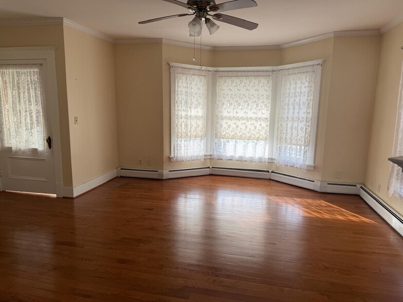 Building Photo - 190 Lafayette Ave