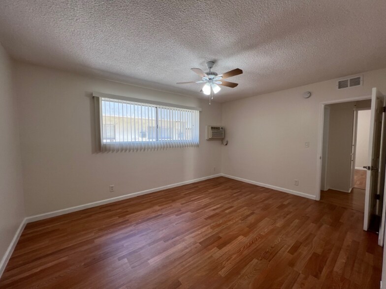 Building Photo - 5430 Corteen Pl