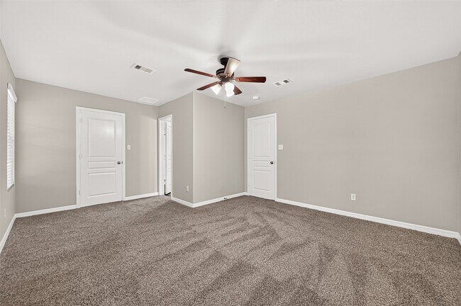 Building Photo - 16743 Libson Falls Dr