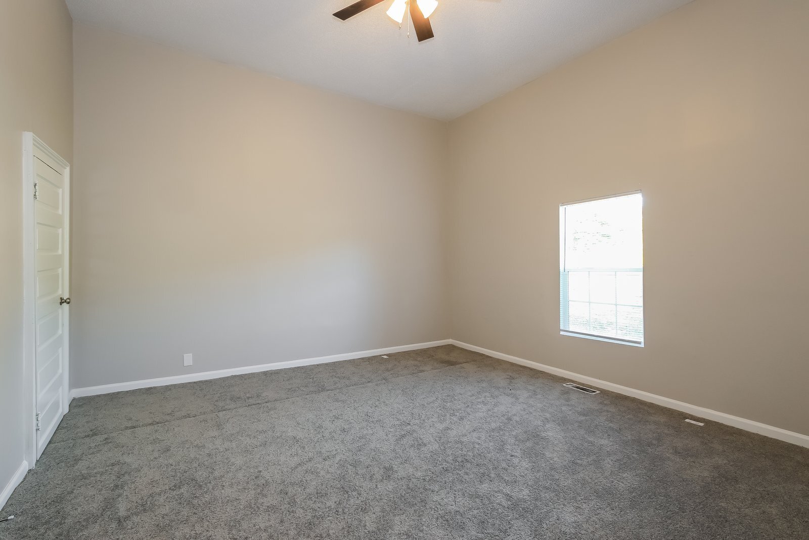 Building Photo - 756 Holt St