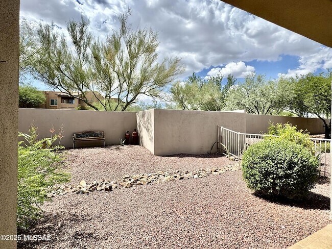 Building Photo - 13401 N Rancho Vistoso Blvd